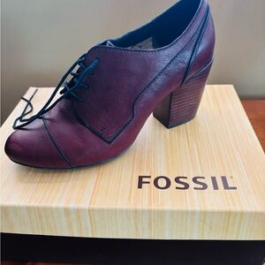 Fossil Women's Burgundy Heeled Boots